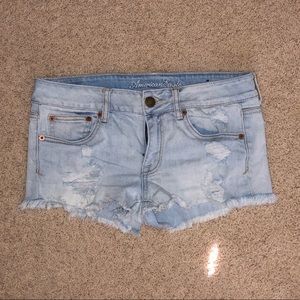 American eagle size 6 stretchy short jean shorts